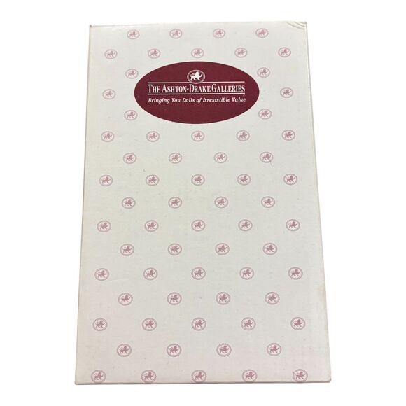 The Ashton-Drake Galleries Handful of Joy Mini Vinyl Baby Doll - Picture 7 of 9